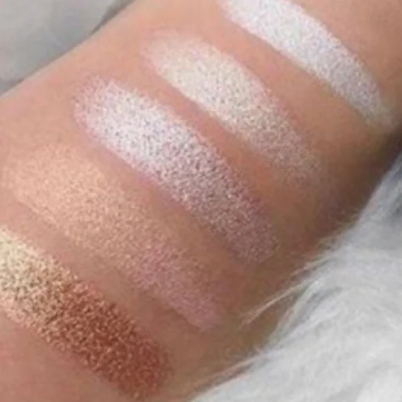 OFRA COSMETICS BEVERLY HILLS HIGHLIGHTER. - Picture 2 of 10